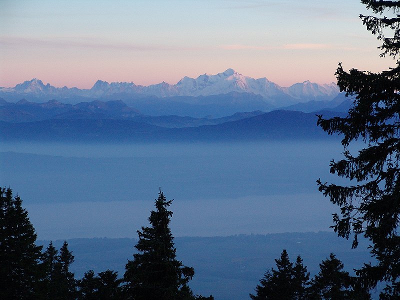 Le Mont-Blanc au même moment.
