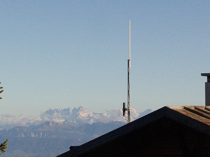 Le mât est et les Dents du Midi
