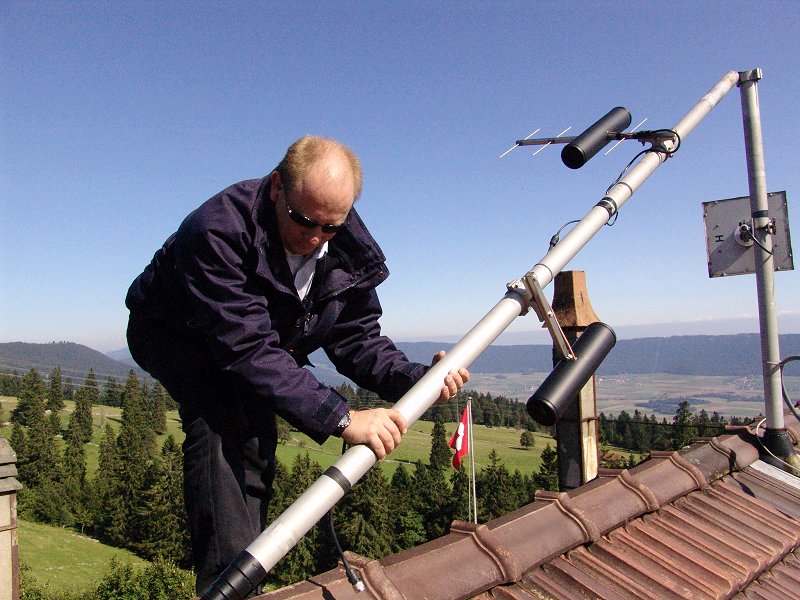 Le tube supérieur du mât est sorti
